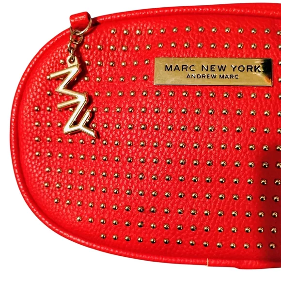 Marc New York Red Crossbody Bag with Gold Details - Picture 8 of 9